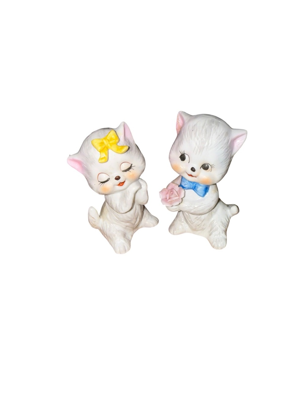 Vintage anthropomorphic kitty salt and pepper shakers